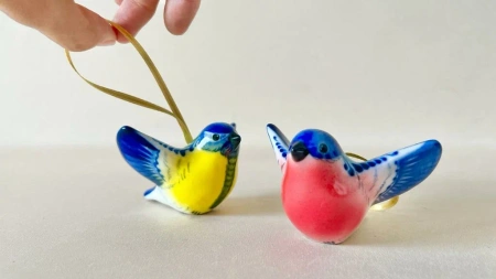  Фотография скульптура ""синичка летящая""  (краски)